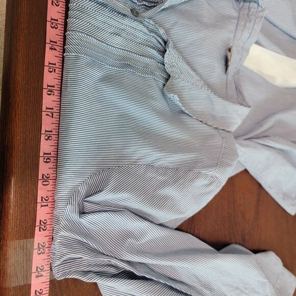 J.Jill Blue & White Collared Striped Pleated Long Sleeve Button Up Shirt sz M - Picture 5 of 7
